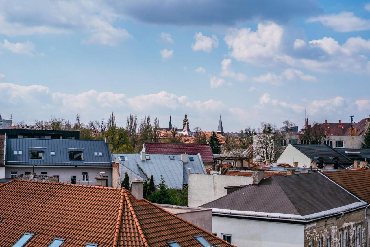 Luxury Apartment W. City Views In Kosice Old Town Extérieur photo